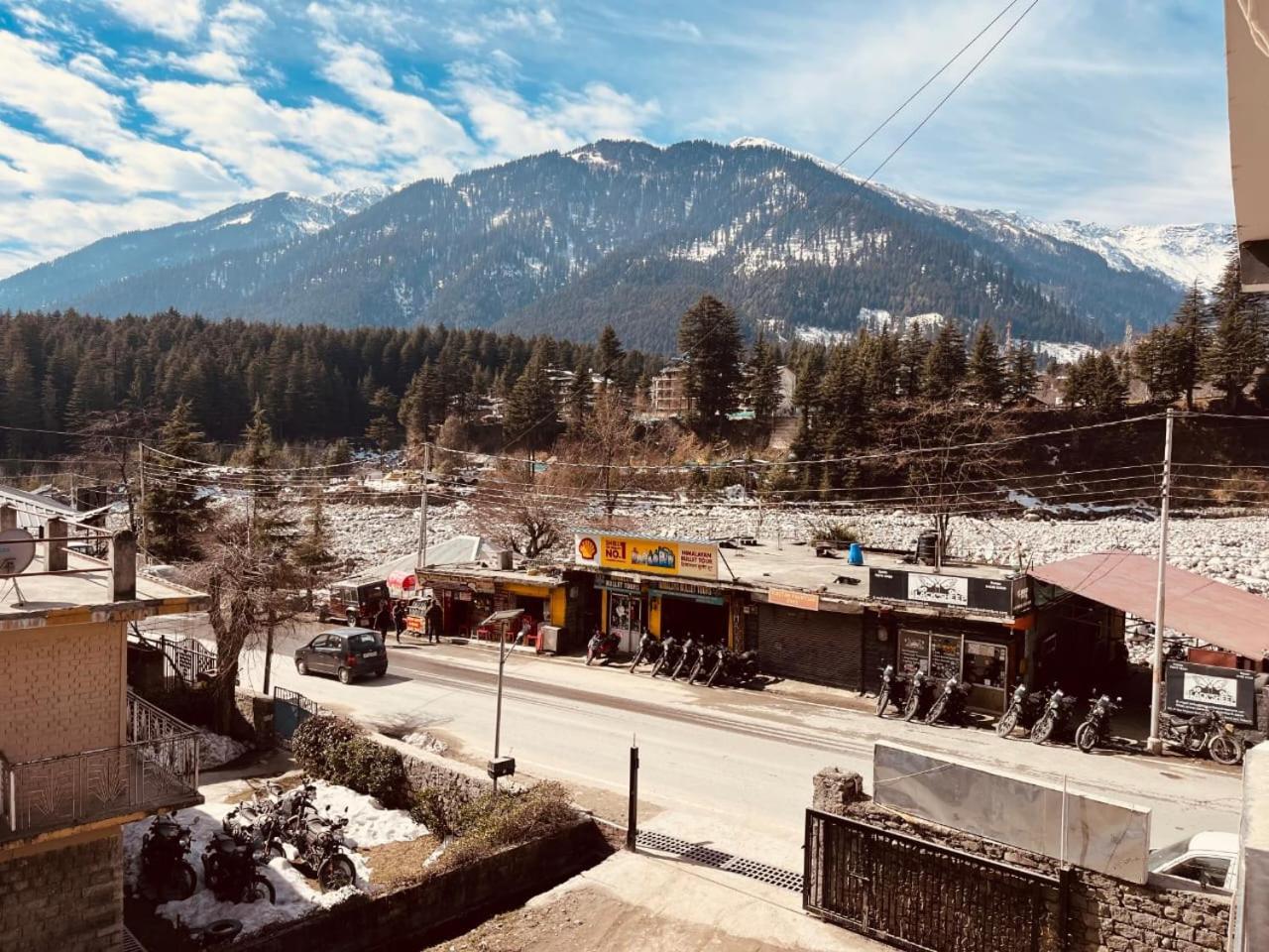 Wooibhotels Royal Respite Manali - Manali (Himachal Pradesh) — Photos 3