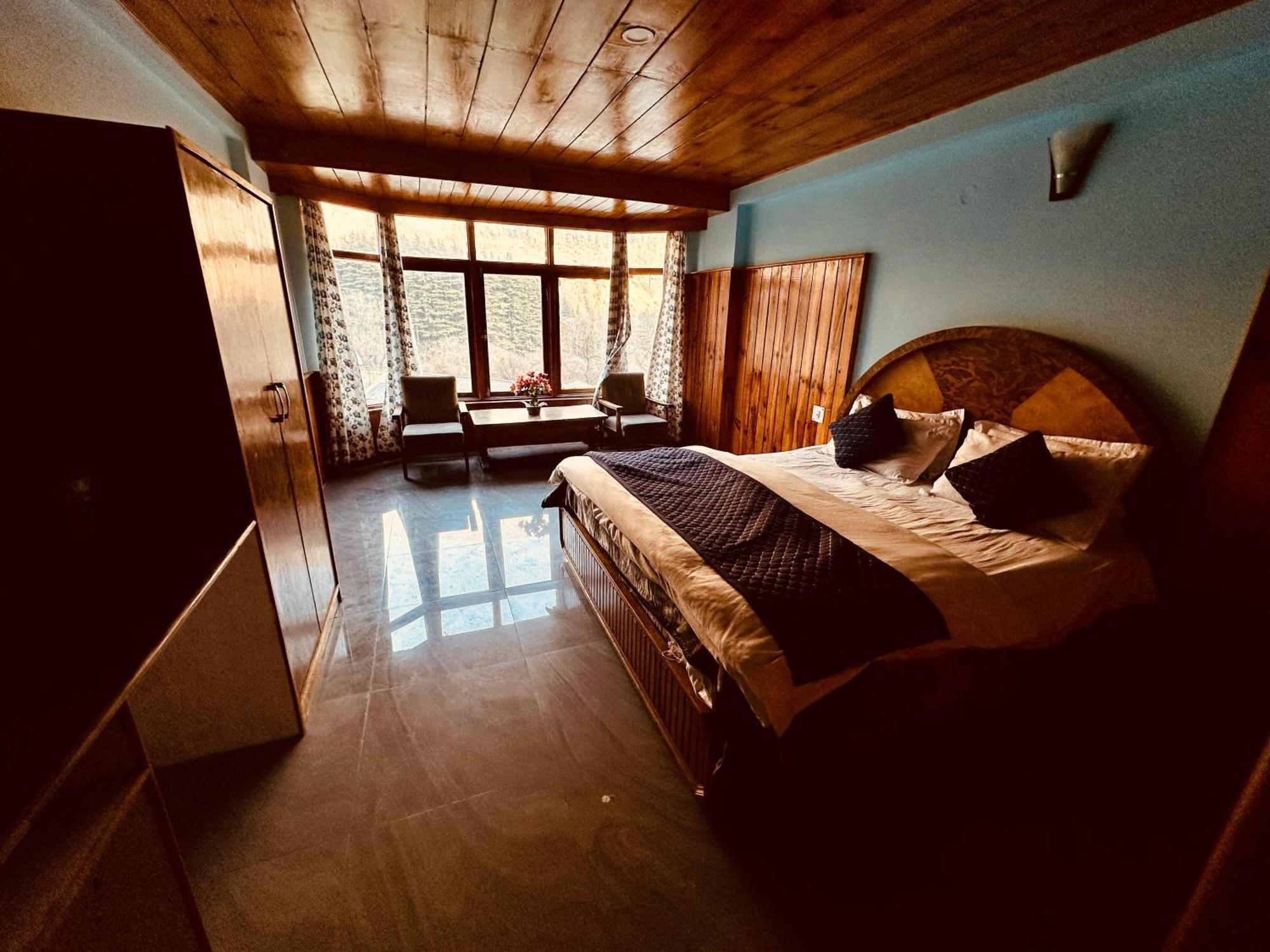 Wooibhotels Royal Respite Manali - Manali (Himachal Pradesh) — Photos 2